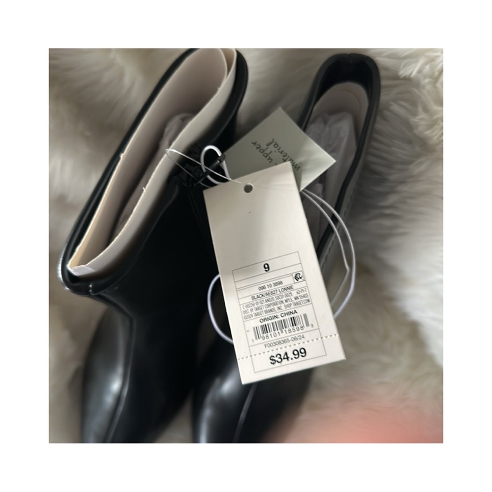 🆕 New Women's Lonnie Kitten Heel Stretch
Ankle Boots - A New Day Black Size 9 - Picture 6 of 7